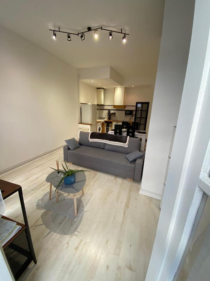 Charmant Petit Appartement Баньєр-де-Бігорр Екстер'єр фото